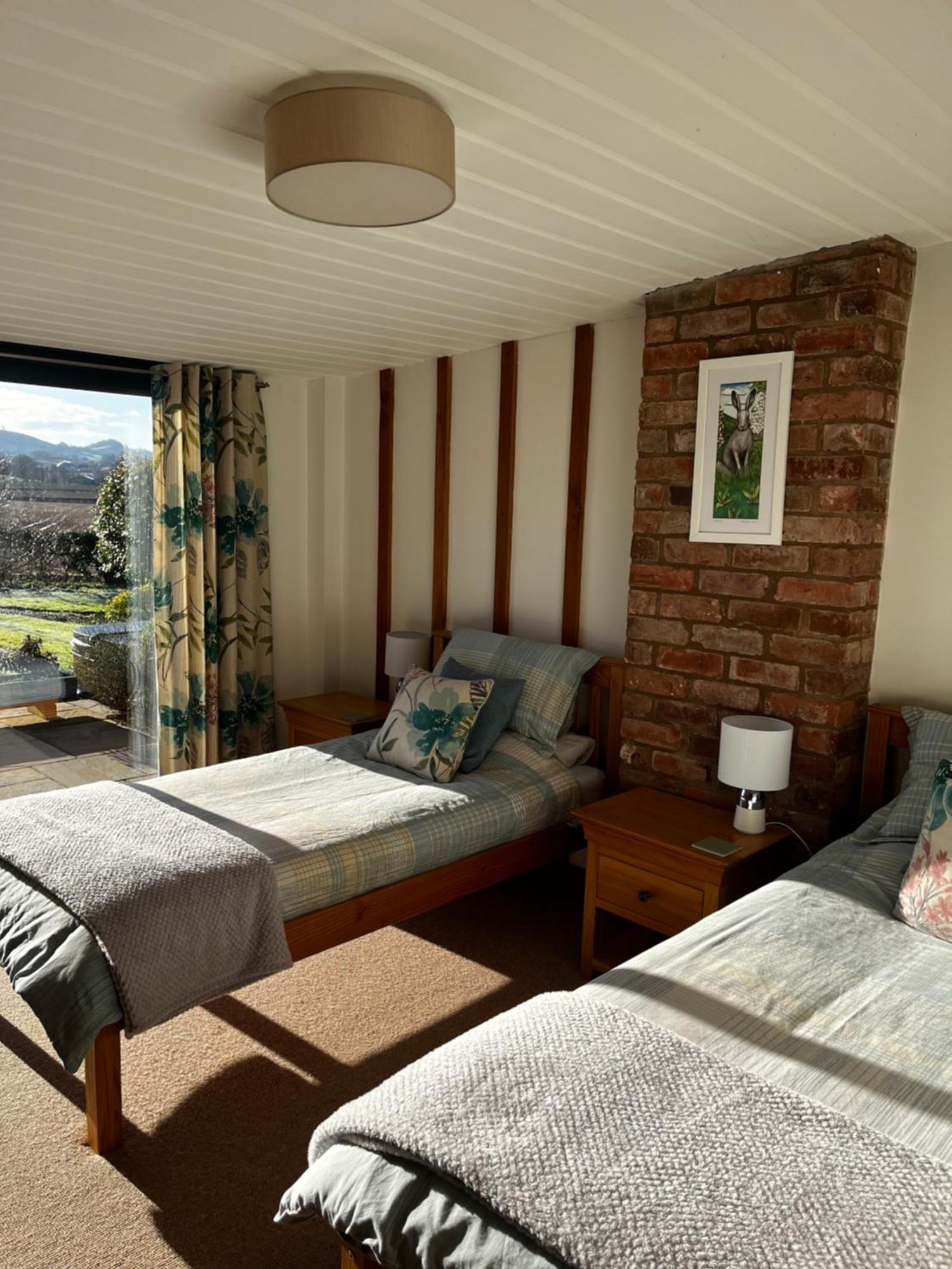 Meadow Barn Villa Hereford Bagian luar foto